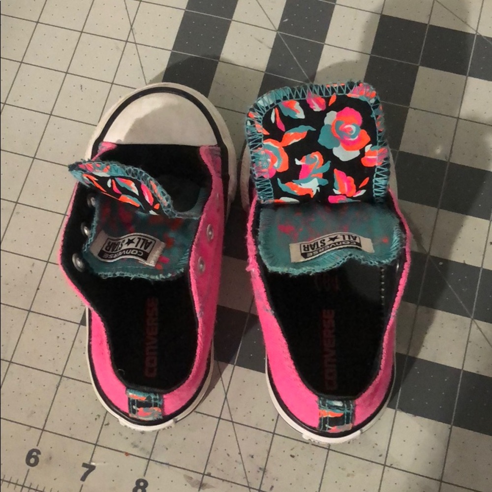 Youth Converse